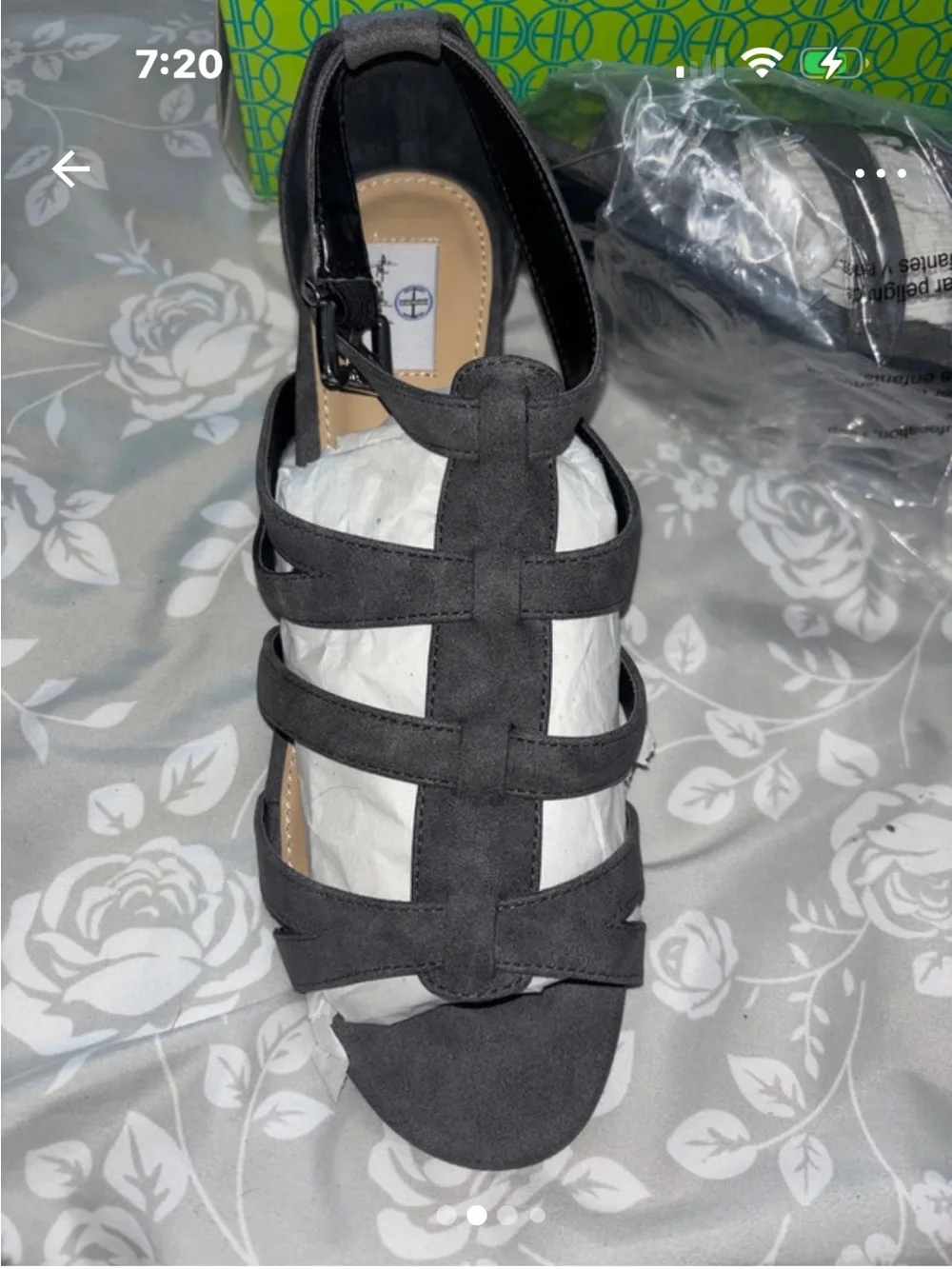 Hot in Hollywood Women's Charcoal Strappy Block Heel Sandals 8.5 wide
